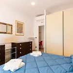 Lungotevere Aventino House
