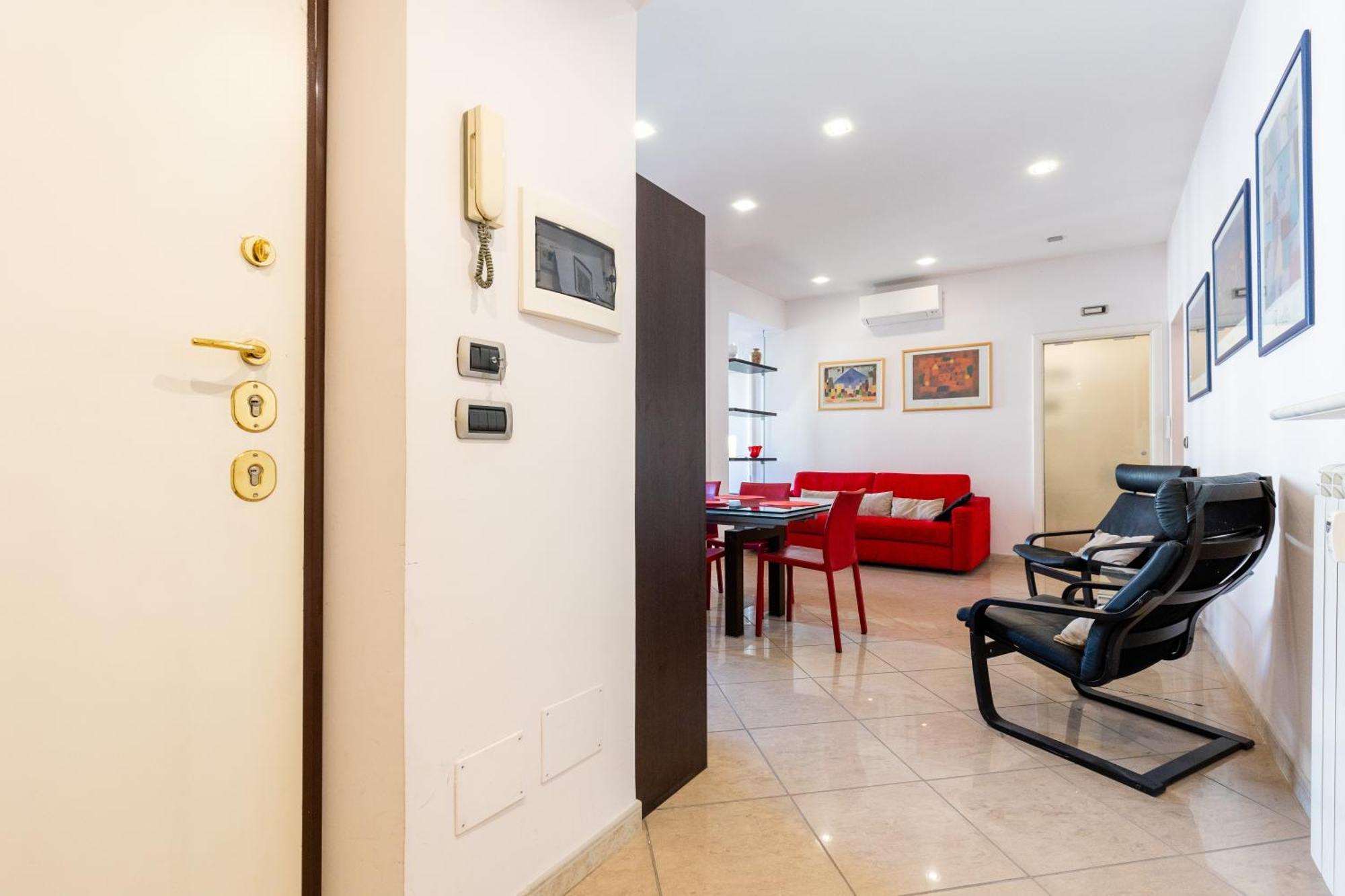Lungotevere Aventino House